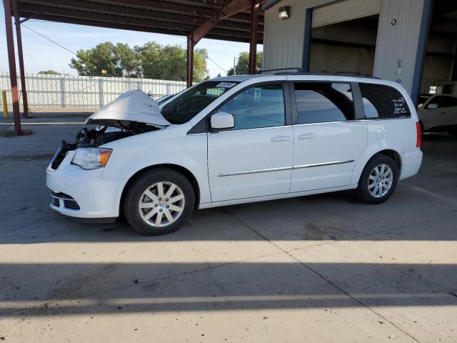 Photo 1 from auction – 2015 CHRYSLER TOWN & COU with VIN 2C4RC1BGXFR730656