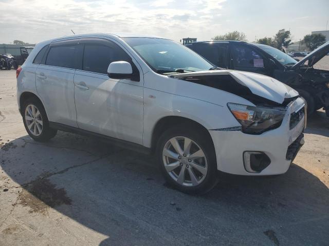 Photo 4 from auction – 2015 MITSUBISHI OUTLANDER with VIN 4A4AR4AU8FE039068