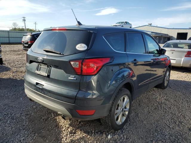Photo 3 from auction – 2019 FORD ESCAPE SE with VIN 1FMCU9GD4KUB18641