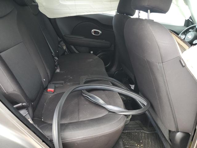 Photo 11 from auction – 2018 KIA SOUL with VIN KNDJN2A27J7605577
