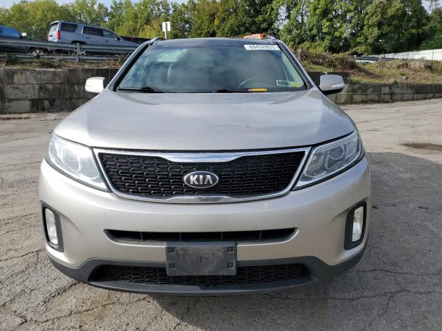Photo 5 from auction – 2015 KIA SORENTO EX with VIN 5XYKUDA75FG629935