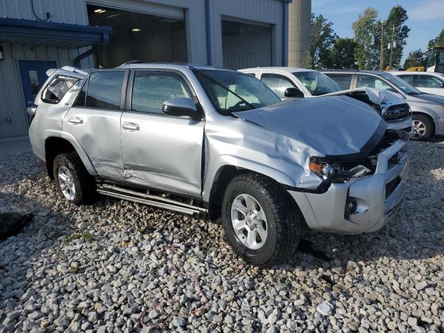 Photo 4 from auction – 2016 TOYOTA 4RUNNER SR with VIN JTEBU5JR6G5383006