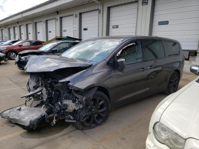 CHRYSLER PACIFICA T 2018 with VIN 2C4RC1FG1JR233949 - Photo from auction