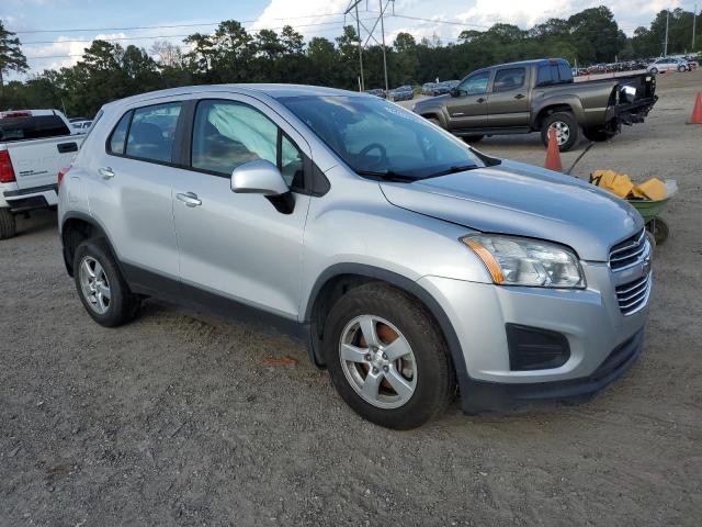 Photo 4 from auction – 2015 CHEVROLET TRAX 1LS with VIN 3GNCJPSBXFL255386