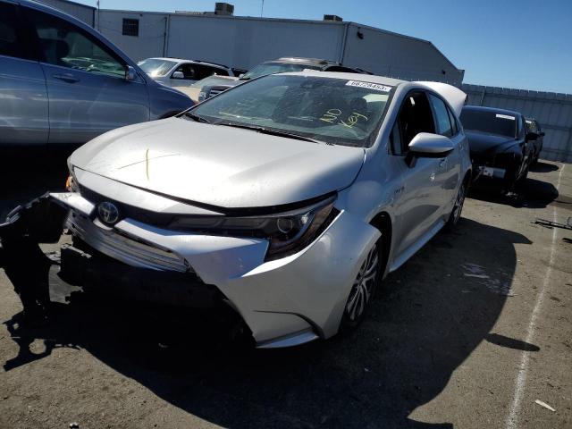 TOYOTA COROLLA LE 2021 with VIN JTDEAMDE8MJ007567 - Photo from auction