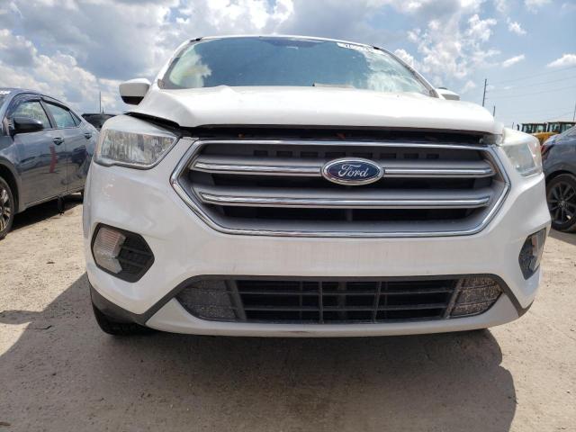 Photo 5 from auction – 2017 FORD ESCAPE SE with VIN 1FMCU0GD2HUE17467