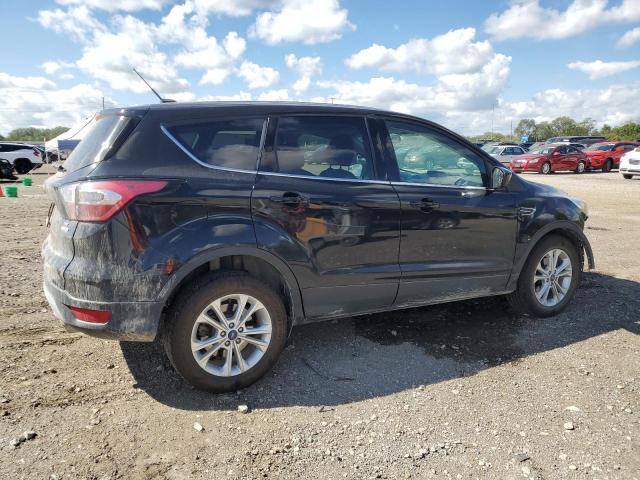 Photo 3 from auction – 2017 FORD ESCAPE SE with VIN 1FMCU0GD2HUE46693