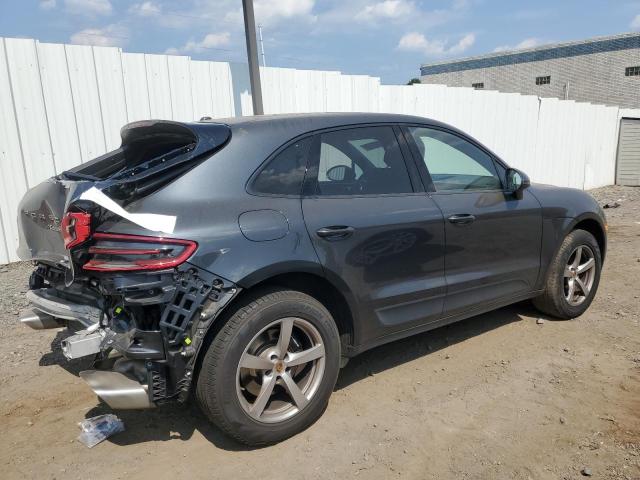 Photo 3 from auction – 2018 PORSCHE MACAN with VIN WP1AA2A5XJLB11077