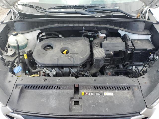 Photo 12 from auction – 2017 HYUNDAI TUCSON SE with VIN KM8J23A40HU565494