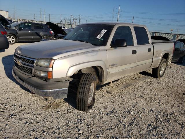 CHEVROLET SILVERADO 2006 with VIN 1GCGC13U76F149781 - Photo from auction