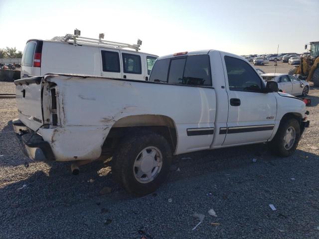 Photo 3 from auction – 2000 CHEVROLET SILVERADO with VIN 1GCEC14V2YZ148781