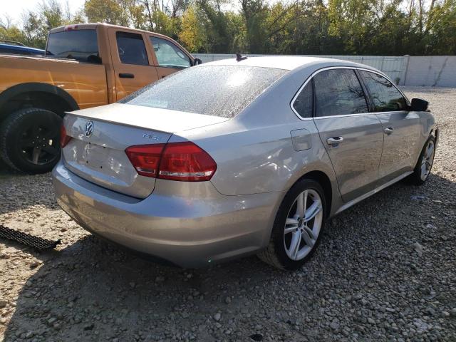 Photo 3 from auction – 2014 VOLKSWAGEN PASSAT SE with VIN 1VWBS7A30EC092170