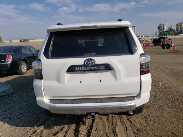 Photo 6 from auction – 2017 TOYOTA 4RUNNER SR with VIN JTEBU5JR5H5479386