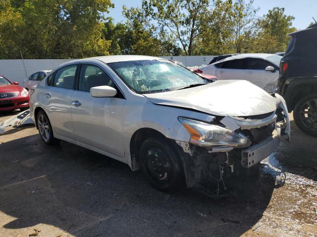Photo 4 from auction – 2015 NISSAN ALTIMA 2.5 with VIN 1N4AL3AP7FC221259