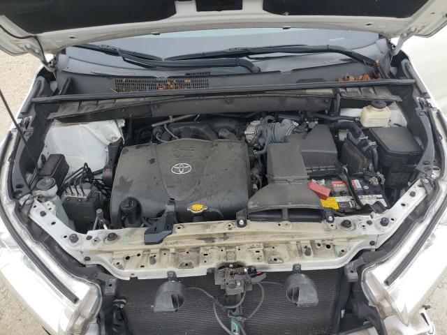 Photo 12 from auction – 2017 TOYOTA HIGHLANDER with VIN 5TDKZRFH0HS516903