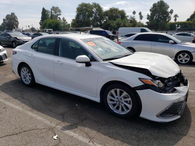 Photo 4 from auction – 2022 TOYOTA CAMRY LE with VIN 4T1C11AK2NU620201