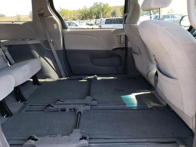 Photo 11 from auction – 2015 TOYOTA SIENNA LE with VIN 5TDKK3DCXFS594563