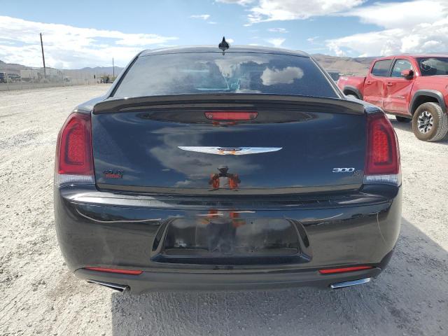 Photo 6 from auction – 2017 CHRYSLER 300 S with VIN 2C3CCABG2HH667930