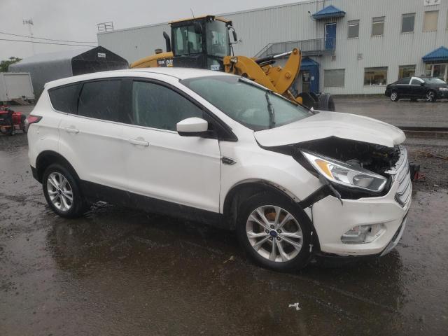 Photo 4 from auction – 2017 FORD ESCAPE SE with VIN 1FMCU0GDXHUB17224