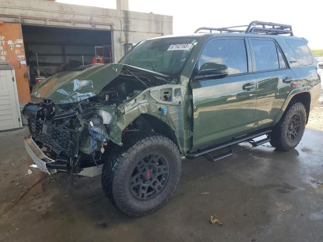 TOYOTA 4RUNNER SR 2020 with VIN JTEBU5JRXL5821844 - Photo from auction