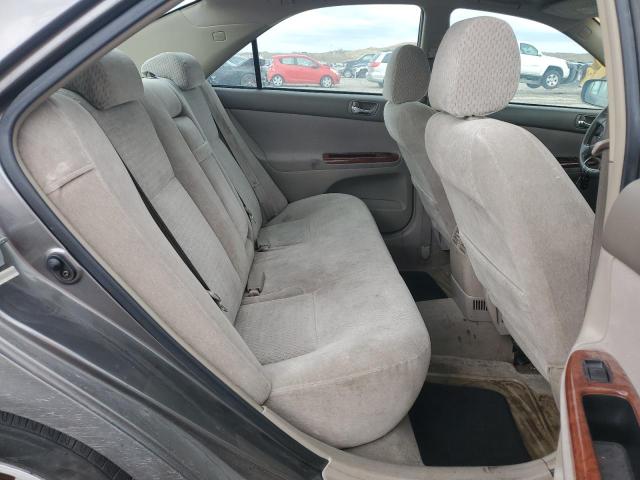 Photo 10 from auction – 2002 TOYOTA CAMRY LE with VIN 4T1BE30K32U587928