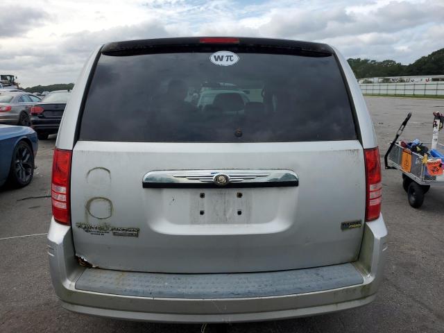Photo 6 from auction – 2008 CHRYSLER TOWN & COU with VIN 2A8HR44H78R696804
