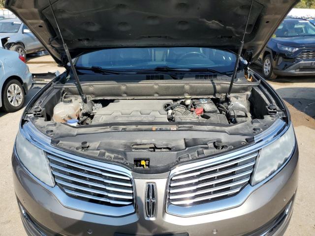 Photo 12 from auction – 2016 LINCOLN MKX RESERV with VIN 2LMTJ8LR9GBL59696