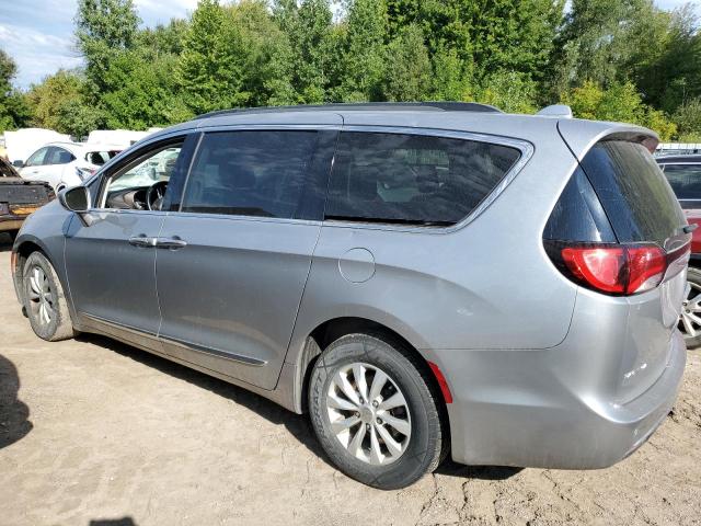 Photo 2 from auction – 2017 CHRYSLER PACIFICA T with VIN 2C4RC1BG7HR569296