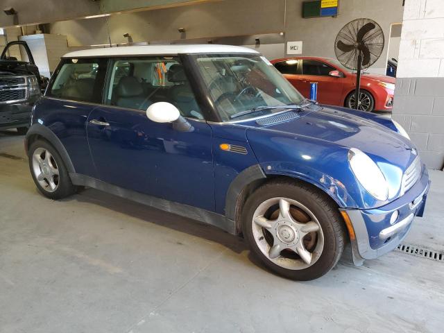 Photo 4 from auction – 2004 MINI COOPER with VIN WMWRC334X4TJ60855
