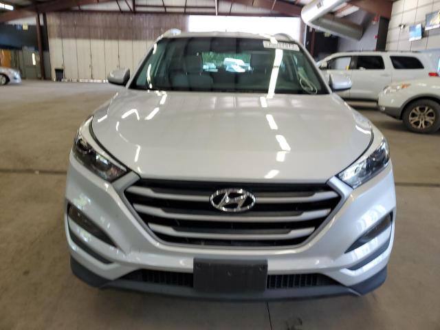Photo 5 from auction – 2017 HYUNDAI TUCSON LIM with VIN KM8J3CA41HU587811