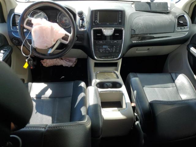 Photo 8 from auction – 2015 CHRYSLER TOWN & COU with VIN 2C4RC1CG0FR675097