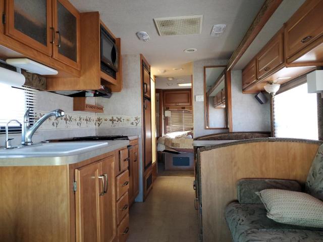 Photo 10 from auction – 2005 FORD ECONOLINE with VIN 1FDXE45S55HA59499