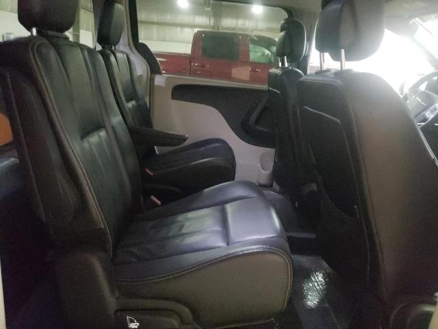 Photo 11 from auction – 2013 CHRYSLER TOWN & COU with VIN 2C4RC1BG5DR720291