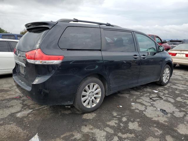 Photo 3 from auction – 2011 TOYOTA SIENNA XLE with VIN 5TDDK3DCXBS006972