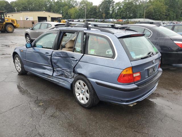 Photo 2 from auction – 2005 BMW 325 IT with VIN WBAEN33455PC13967