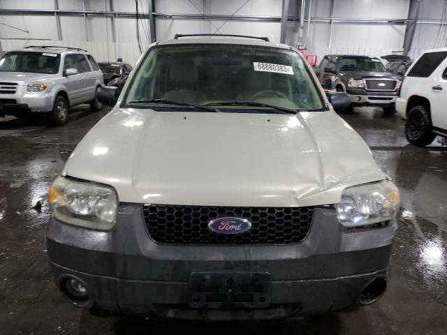 Photo 5 from auction – 2005 FORD ESCAPE XLT with VIN 1FMYU931X5DA22051