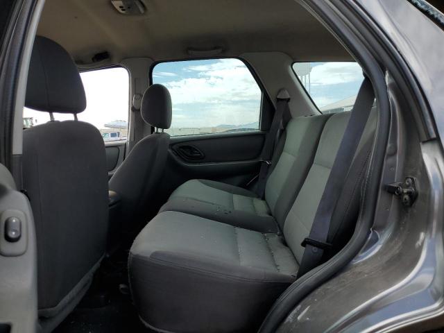 Снимка 11 от търг – 2004 FORD ESCAPE XLS с VIN 1FMYU021X4DA20294