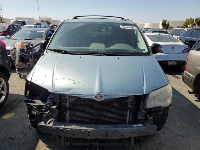 Photo 5 from auction – 2010 CHRYSLER TOWN & COU with VIN 2A4RR2D11AR376364