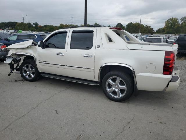 Photo 2 from auction – 2013 CHEVROLET AVALANCHE with VIN 3GNTKGE71DG138063