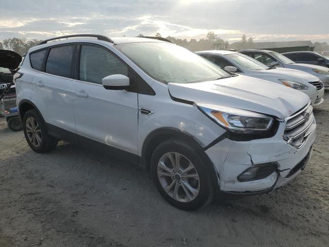 Photo 4 from auction – 2018 FORD ESCAPE SE with VIN 1FMCU0GD1JUC32574