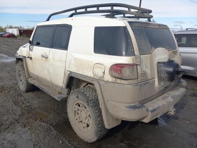 Photo 2 from auction – 2014 TOYOTA FJ CRUISER with VIN JTEBU4BF4EK183643