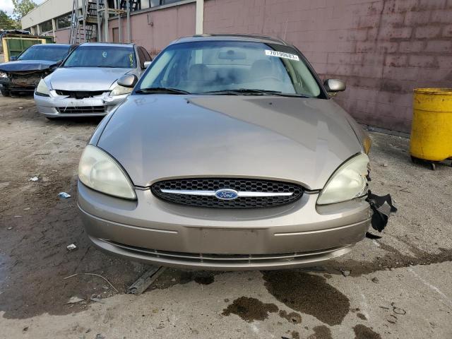 Foto 5 de la subasta – 2002 FORD TAURUS SES con VIN 1FAFP55S72G103106