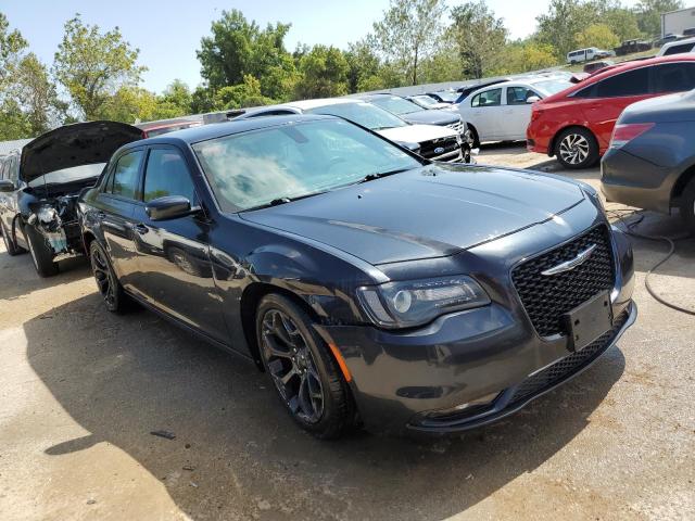 Photo 4 from auction – 2019 CHRYSLER 300 S with VIN 2C3CCABG0KH559409