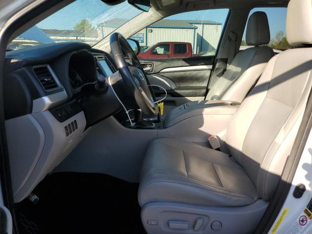 Photo 7 from auction – 2017 TOYOTA HIGHLANDER with VIN 5TDKZRFH6HS515674