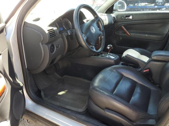 Photo 7 from auction – 2005 VOLKSWAGEN PASSAT GLS with VIN WVWAE63BX5E054566