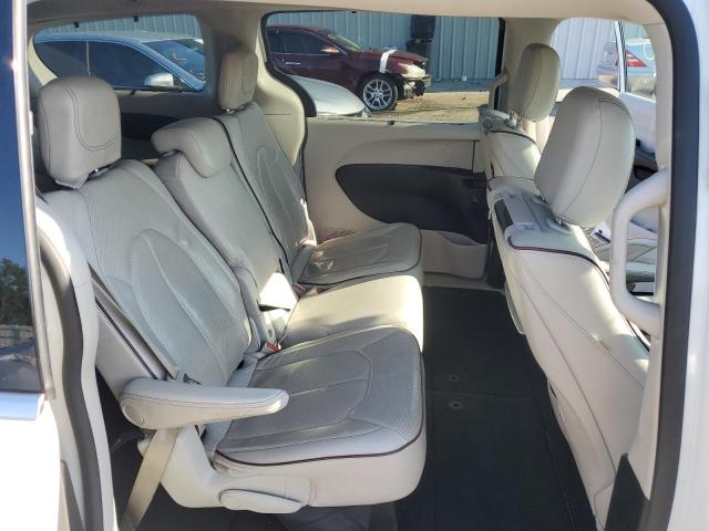 Photo 11 from auction – 2017 CHRYSLER PACIFICA L with VIN 2C4RC1GG0HR627726