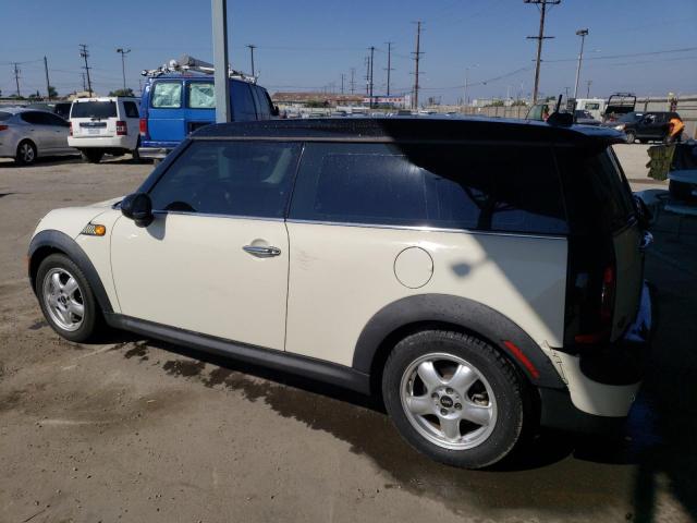 Фото 2 с аукциона – 2010 MINI COOPER CLU с VIN WMWML3C52ATX37084