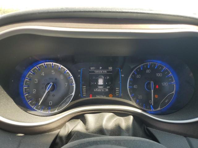 Photo 9 from auction – 2017 CHRYSLER PACIFICA T with VIN 2C4RC1DG5HR585512