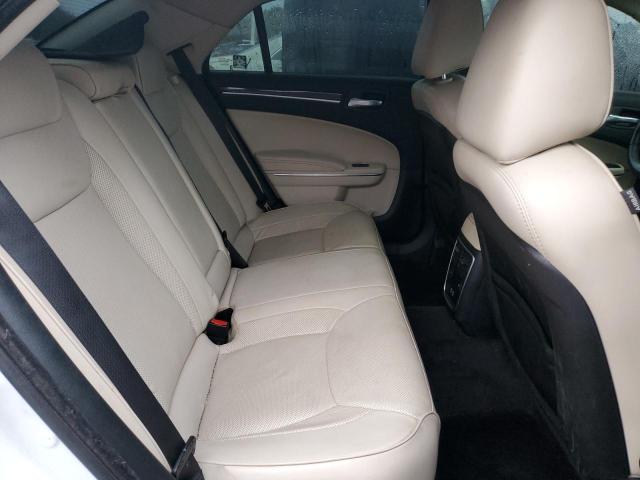 Photo 10 from auction – 2018 CHRYSLER 300 LIMITE with VIN 2C3CCAKG0JH168386