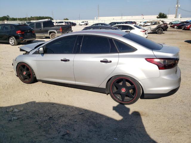 Photo 2 from auction – 2014 FORD FOCUS SE with VIN 1FADP3F23EL245880